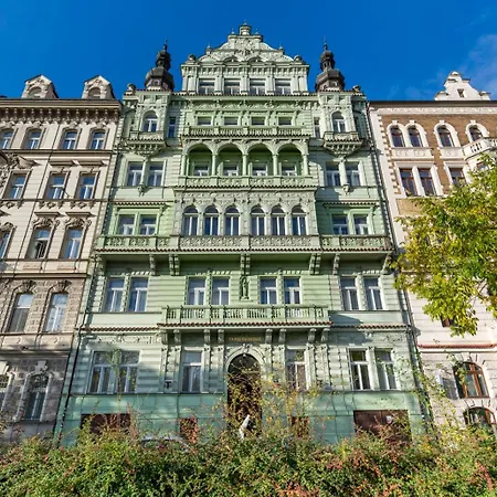 Janackovo - Riverside Praag