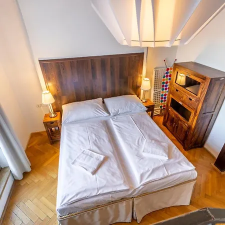 Aparthotel Janackovo - Riverside Prague