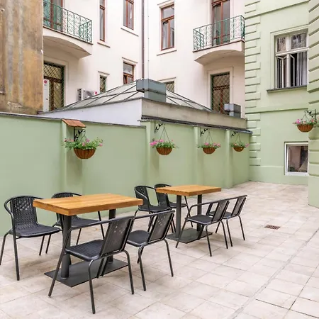 Janackovo - Riverside Aparthotel Prague