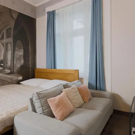 Janackovo - Riverside شقة فندقية 4*