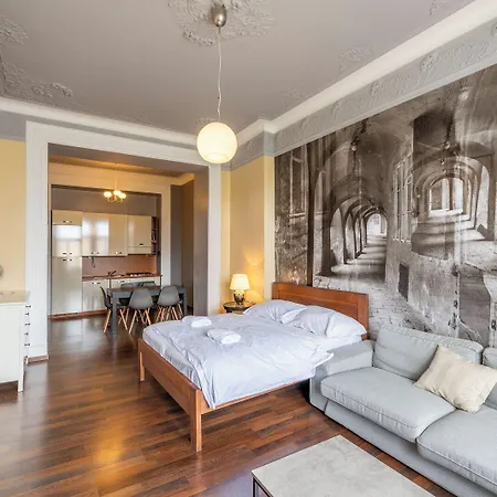 شقة فندقية Janackovo - Riverside 4*