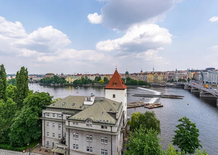 Janackovo - Riverside Appart hôtel