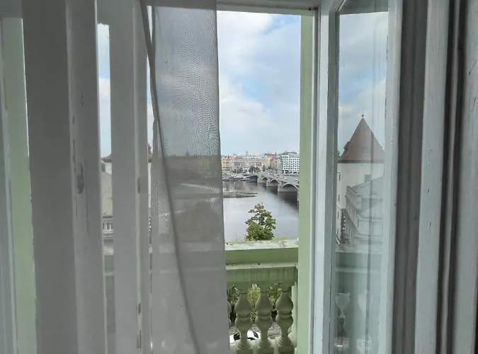 Apart-hotel Janackovo - Riverside Praga