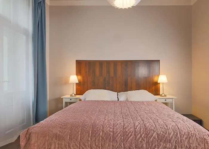 Janackovo - Riverside Hotel apartamentowy Praga