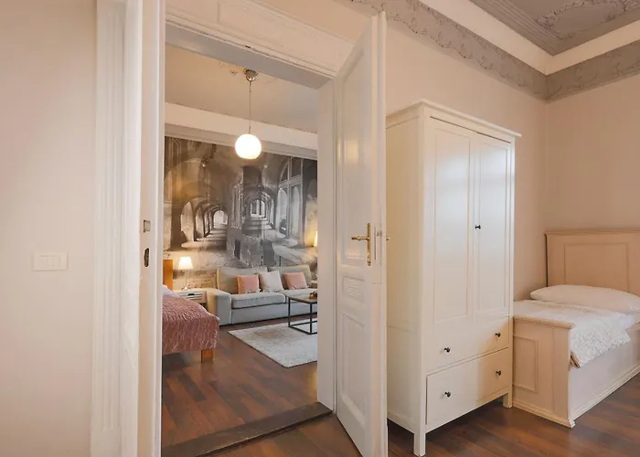 Janackovo - Riverside Apart-hotel Praga