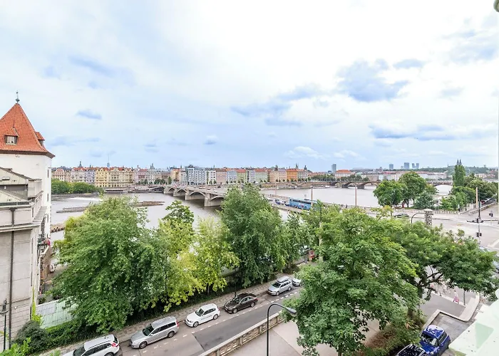 Janackovo - Riverside 4*