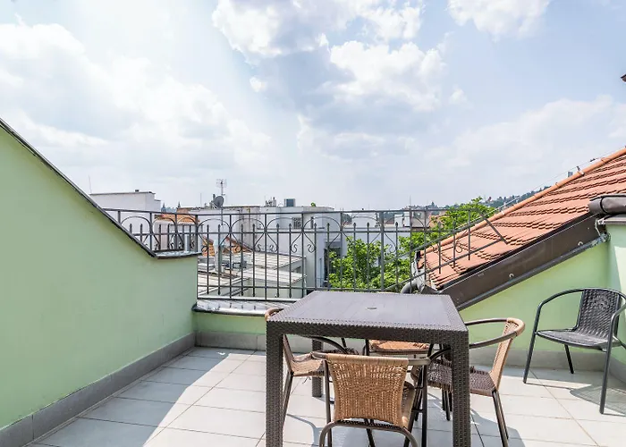 Janackovo - Riverside Apart-hotel Praga